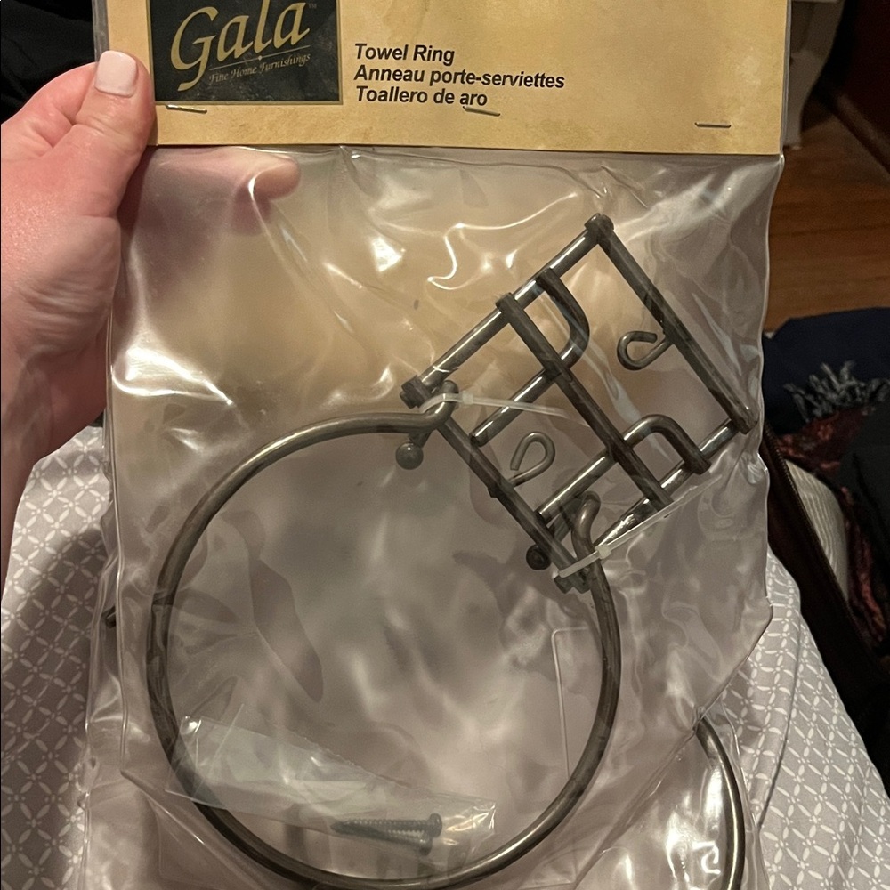 Set of 3 brand new Gala Towel Ring in Brushed Nickel - Picture 3 of 4